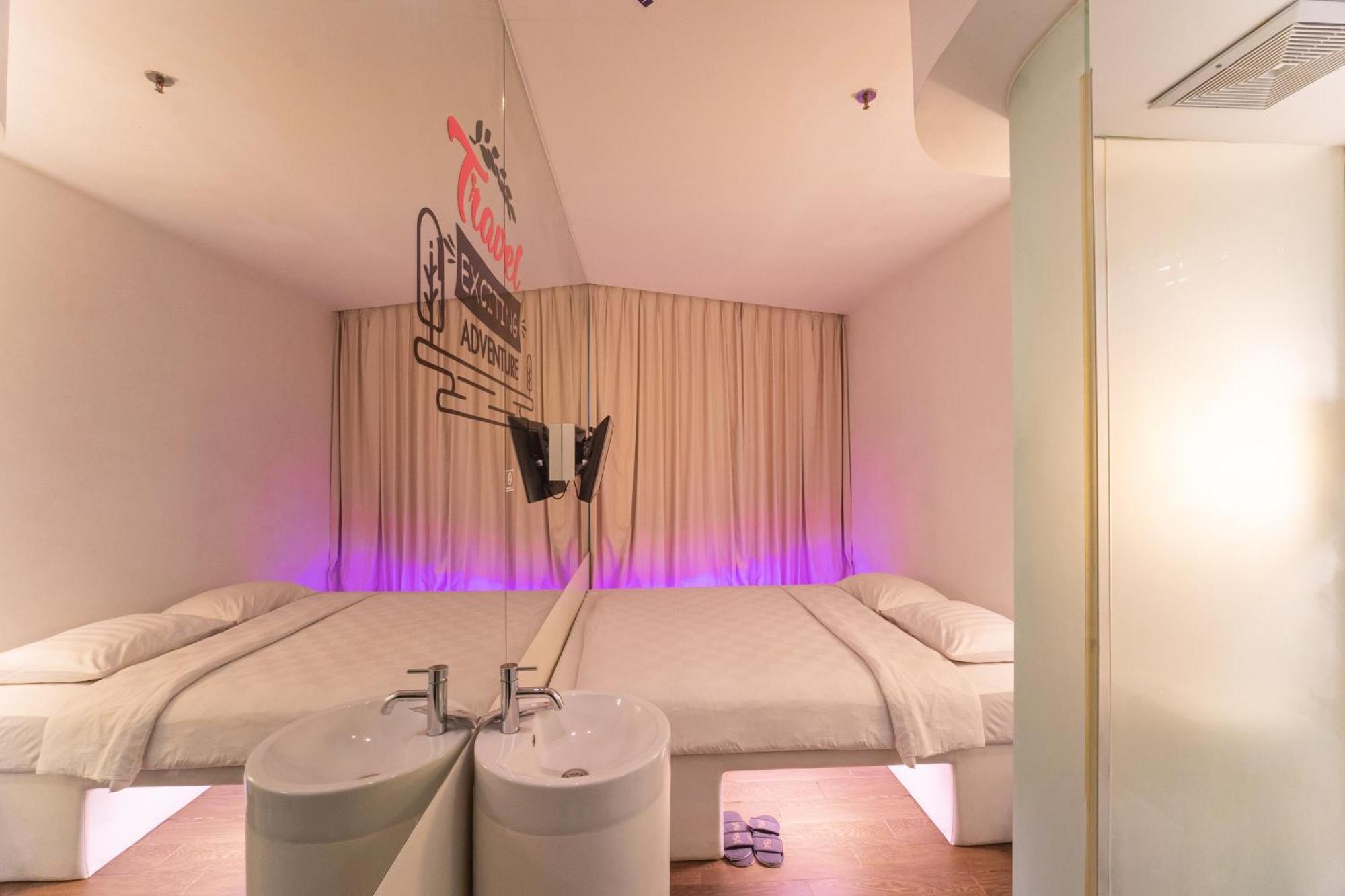 J Icon Hip Hotel Balikpapan  Eksteriør billede